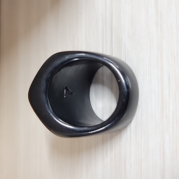 MOD GIRL ANGLED STATEMENT RING, METAL FREE - Picture 7 of 8